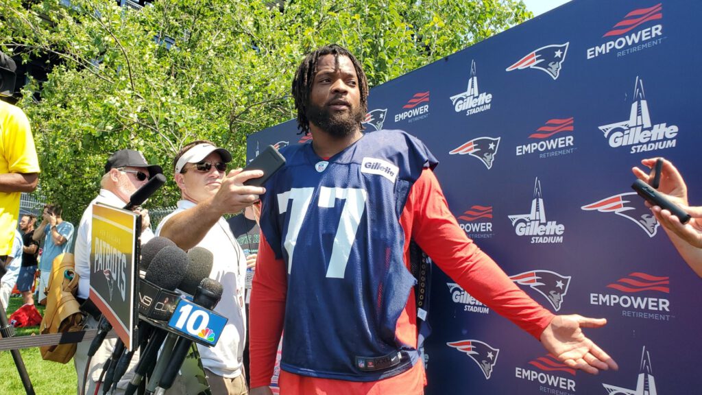 Michael Bennett Hits Ground Running Thanks to Unique Understanding with Bill Belchick