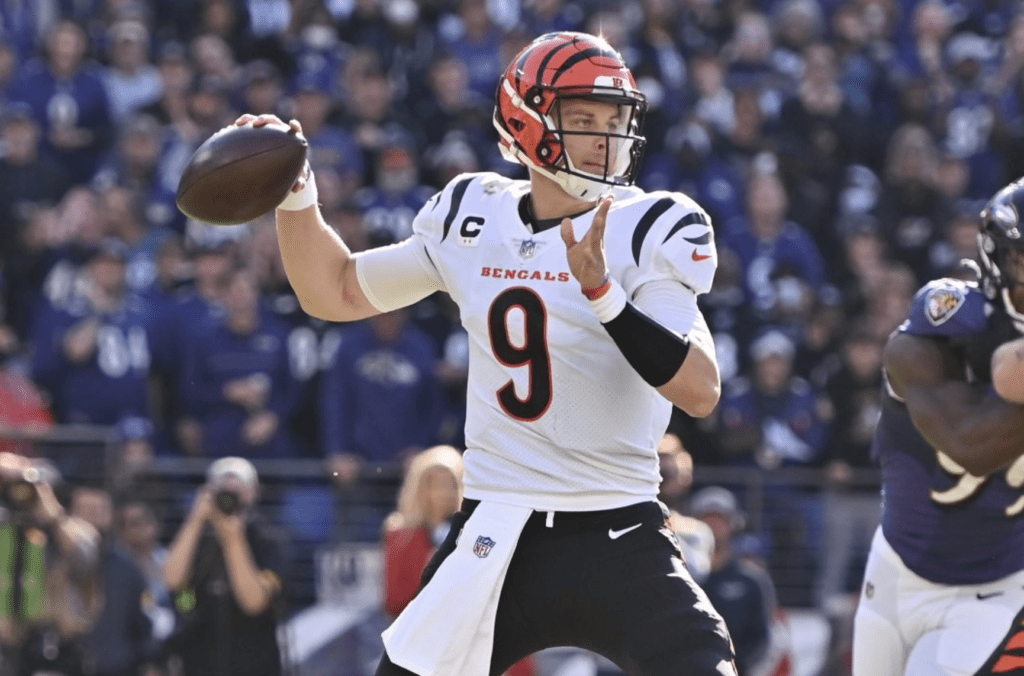 Joe Burrow Throws 3 Touchdowns