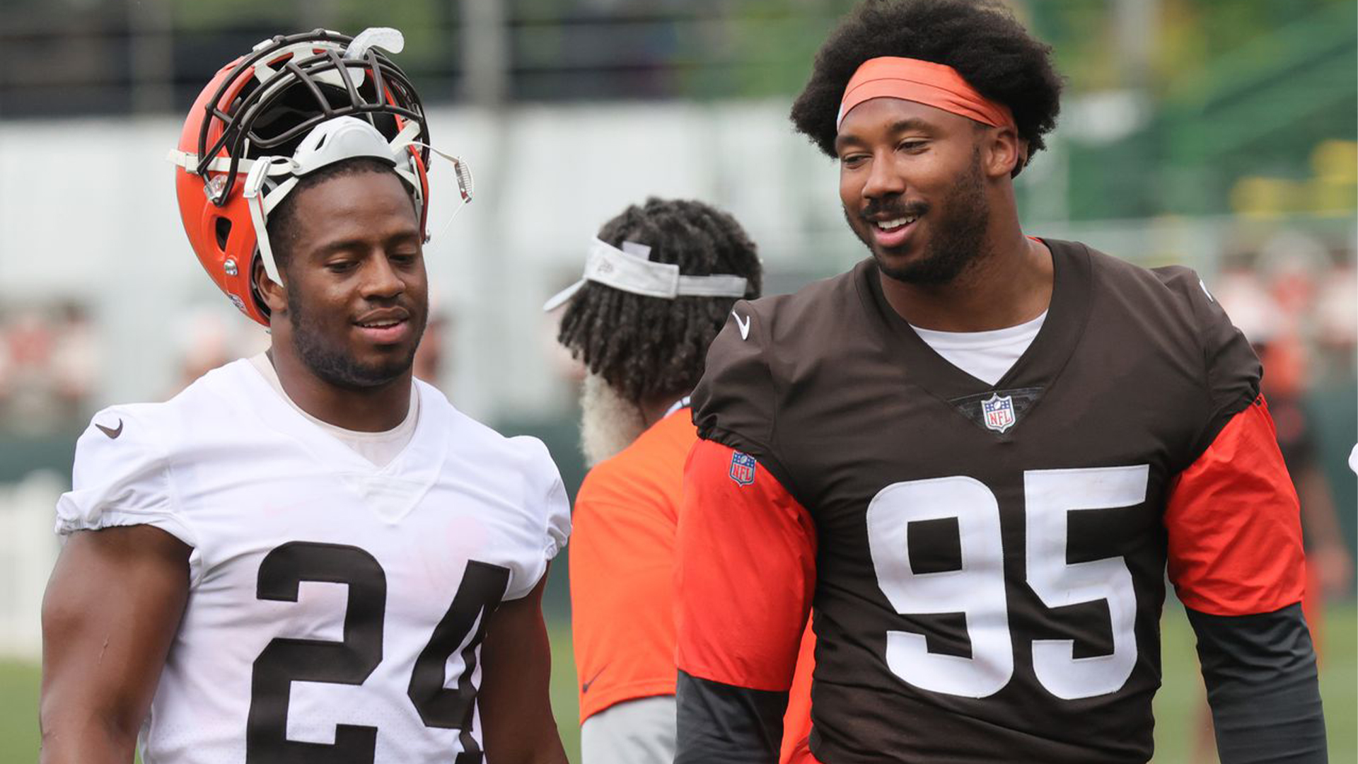 Browns Could Be Without DE Myles Garrett & Nick Chubb vs Patriots