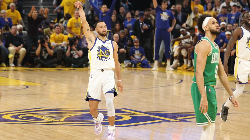 Steph Curry hits insane half-court buzzer beater vs. Boston Celtics