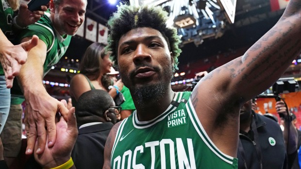Marcus Smart trade: Celtics get Kristaps Porzingis, picks in deal