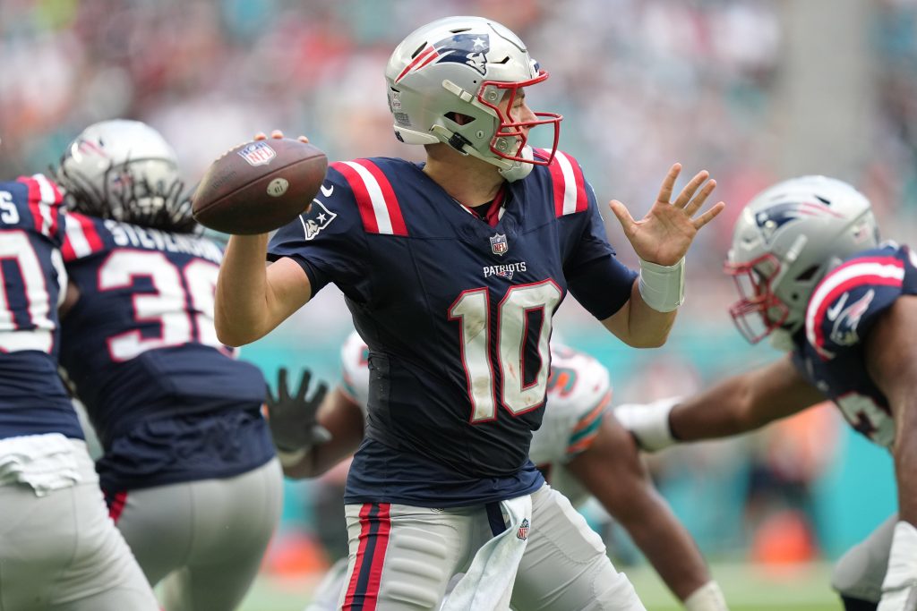 Takeaways from the Patriots’ Week 8 Loss at the Dolphins