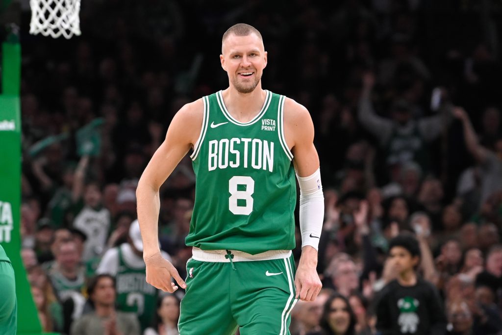 Kristaps Porzingis Wants to Return as Soon As Possible from Calf Injury