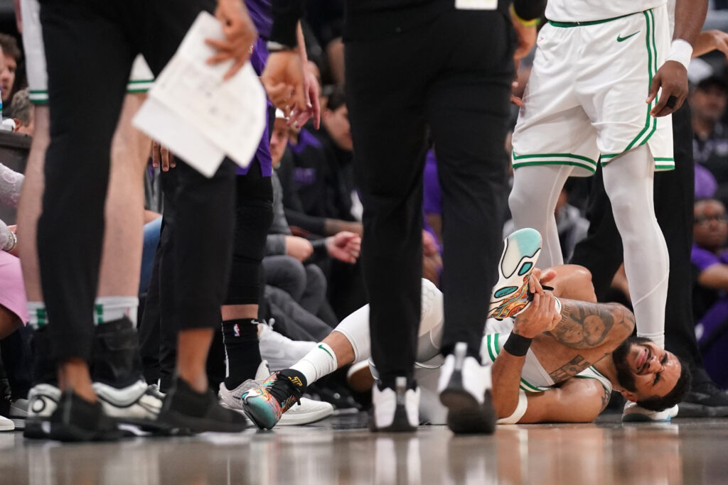 Jayson Tatum Injury Comes at Bad Time for Celtics Hitting Stride
