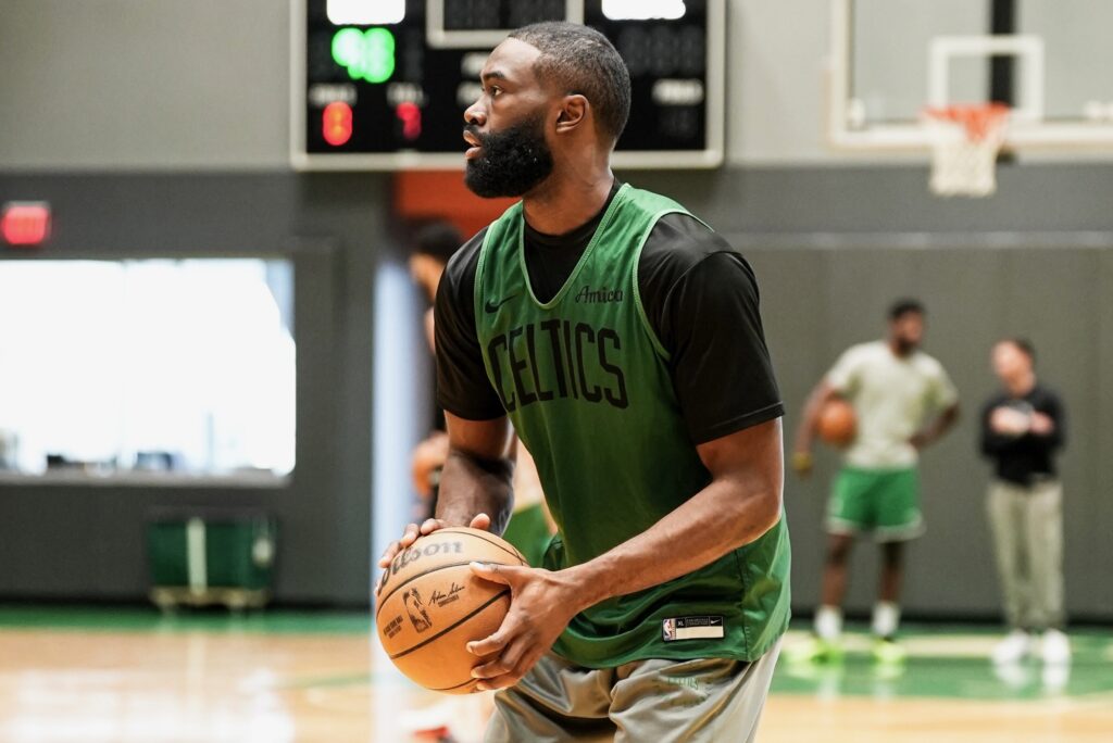 Jaylen Brown Looks ‘Great’ in Return to Practice Following Knee Injection